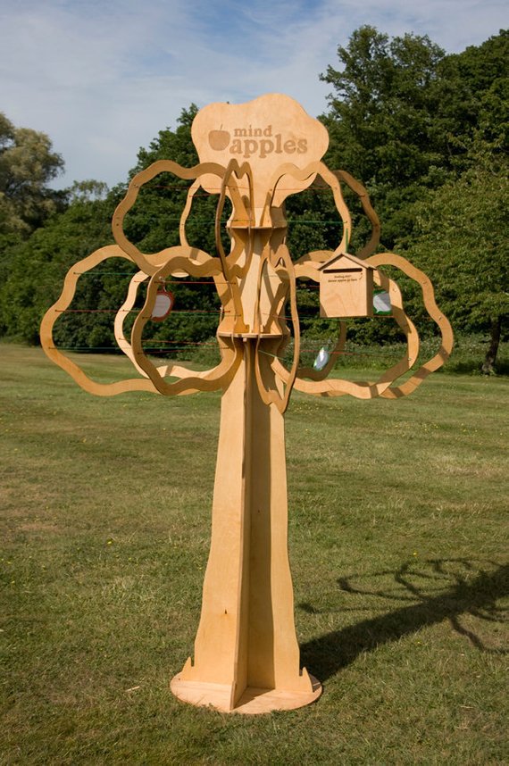 Wooden Mindapples tree for hire
